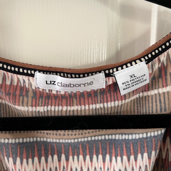 Liz Claiborne Women's shell top - Picture 4 of 6